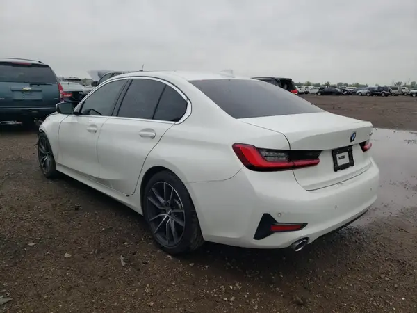 WBA5R1C5XKAK10124 2019 BMW 3ER - Image 2