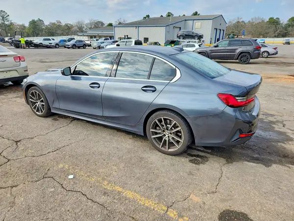 WBA5R1C5XKFH00553 2019 BMW 3ER - Image 2