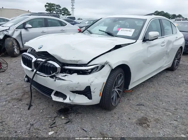 WBA5R1C5XKFH11360 2019 BMW 3ER - Image 2