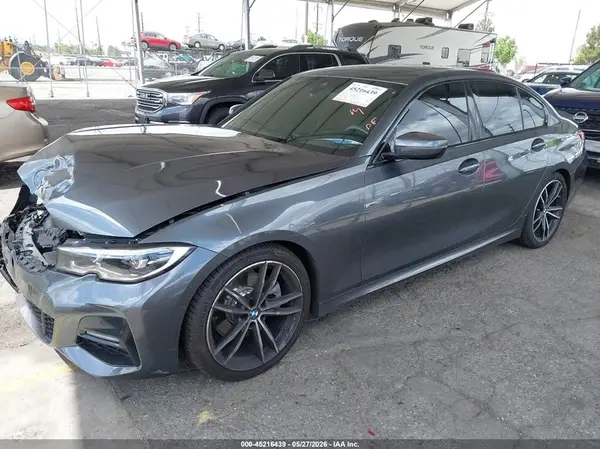 WBA5R1C5XKFH15540 2019 BMW 3ER - Image 2