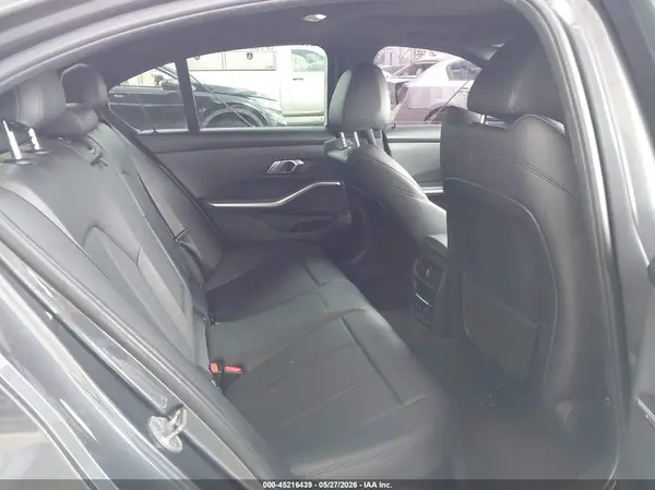 WBA5R1C5XKFH15540 2019 BMW 3ER - Image 8