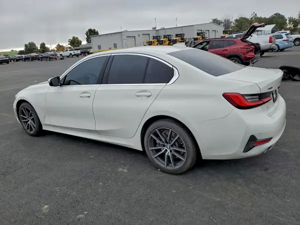 WBA5R7C50KAJ87214 2019 BMW 3ER - Image 2