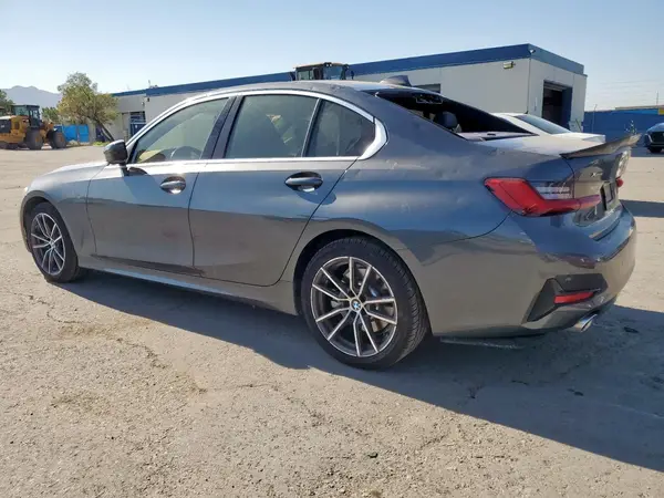 WBA5R7C51KAJ82412 2019 BMW 3ER - Image 2