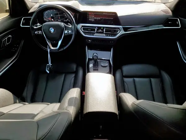 WBA5R7C51KAJ82412 2019 BMW 3ER - Image 8