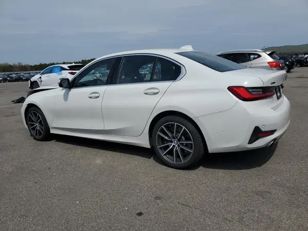 WBA5R7C51KFH02856 2019 BMW 3ER - Image 2