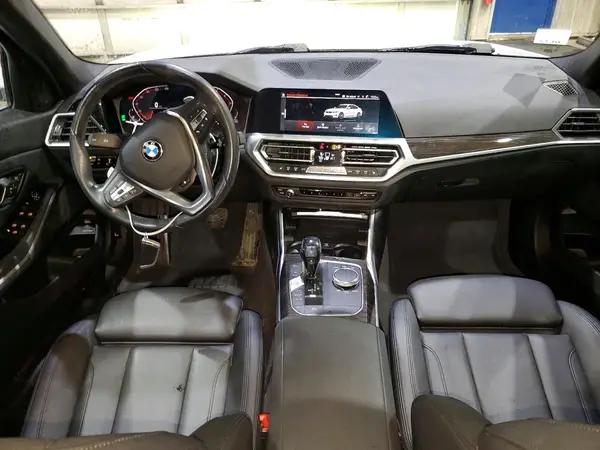 WBA5R7C52KAJ85447 2019 BMW 3ER - Image 8