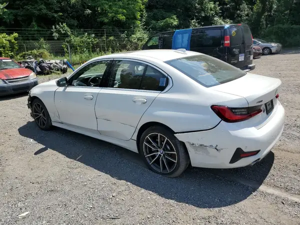 WBA5R7C53KAJ87126 2019 BMW 3ER - Image 2