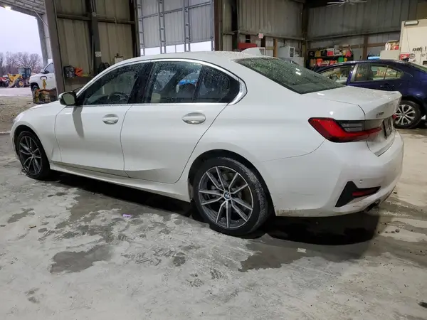 WBA5R7C54KAJ82419 2019 BMW 3ER - Image 2