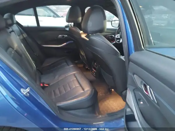WBA5R7C55KAE82859 2019 BMW 3ER - Image 8
