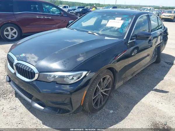WBA5R7C55KAJ80968 2019 BMW 3ER - Image 2