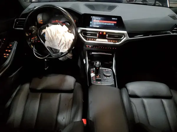 WBA5R7C56KAJ80526 2019 BMW 3ER - Image 8