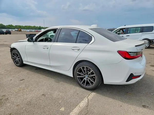 WBA5R7C56KAJ86553 2019 BMW 3ER - Image 2