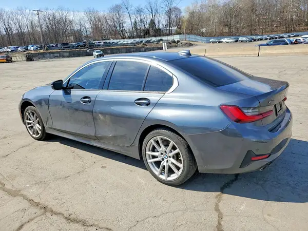 WBA5R7C56KAJ87718 2019 BMW 3ER - Image 2