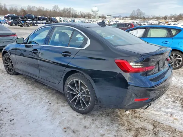 WBA5R7C58KAJ82679 2019 BMW 3ER - Image 2