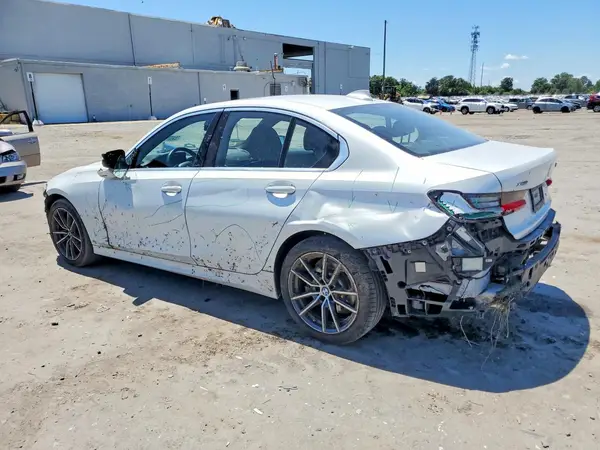 WBA5R7C58KAJ83458 2019 BMW 3ER - Image 2