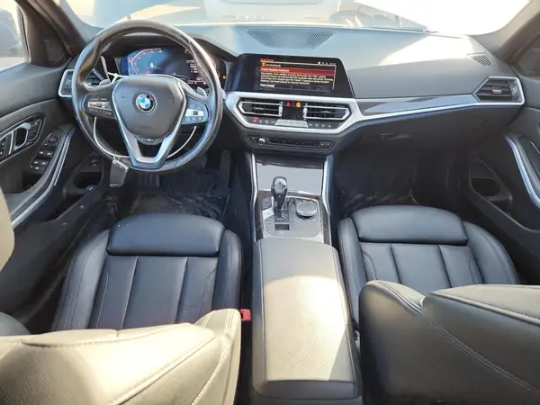 WBA5R7C58KAJ87011 2019 BMW 3ER - Image 8
