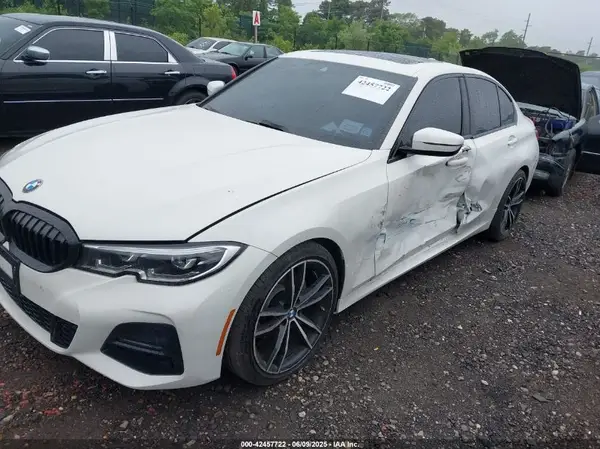 WBA5R7C59KAJ81315 2019 BMW 3ER - Image 2