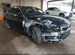WBA5R7C59KFH01552 2019 BMW 3ER