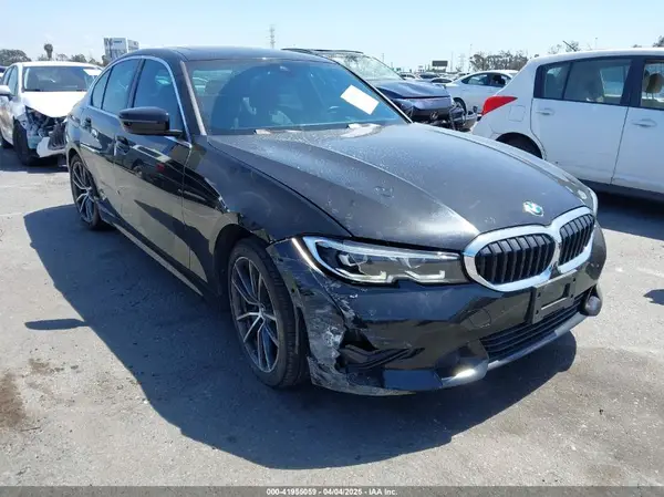 WBA5R7C5XKAJ78505 2019 BMW 3ER - Image 1