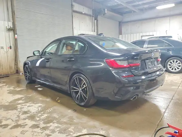 WBA5R7C5XKFH14102 2019 BMW 3ER - Image 2