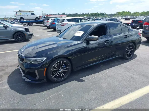 WBA5U7C08LAF54187 2020 BMW 3ER - Image 2