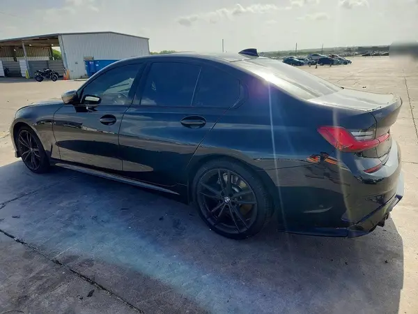 WBA5U7C09LFH83397 2020 BMW M3 - Image 2