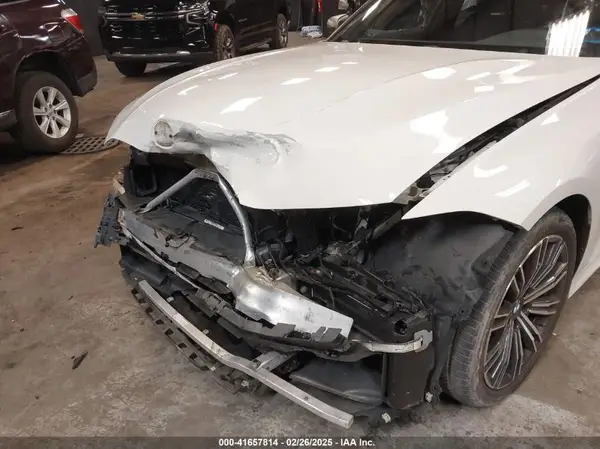 2021 BMW 3 Series auction photo 6