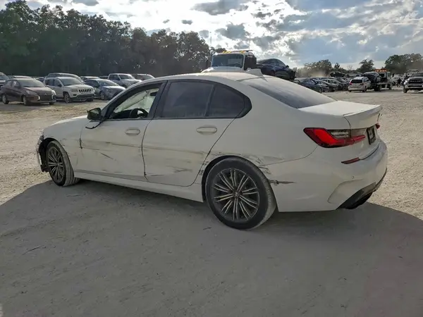 WBA5U9C06LFJ80108 2020 BMW 3ER - Image 2