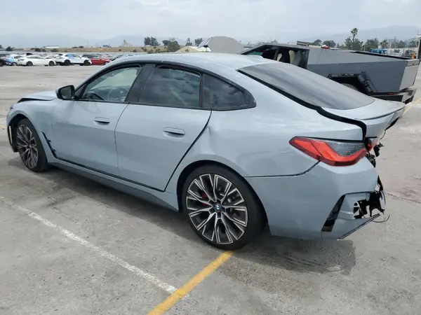 WBA63AV00NFM54895 2022 BMW 4ER - Image 2