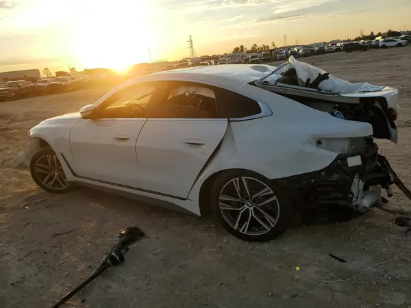 WBA63AV01NFL72884 2022 BMW 4ER - Image 2