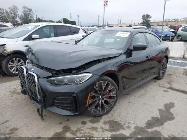 WBA63AV01NFL89829 2022 BMW 4ER - Image 2