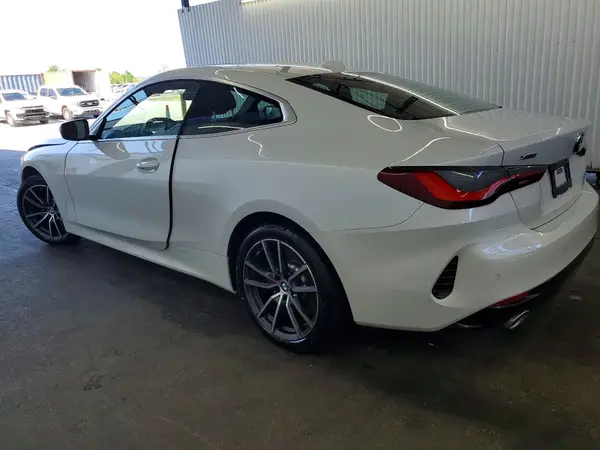 WBA63DA00TCW36103 2026 BMW 4ER - Image 2