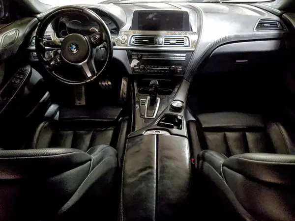 WBA6D0C38HG639943 2017 BMW 6ER - Image 8