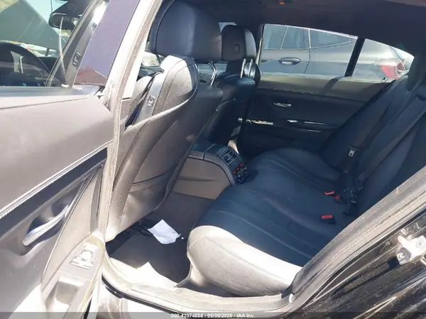 WBA6D0C56JG852932 2018 BMW 6ER - Image 8