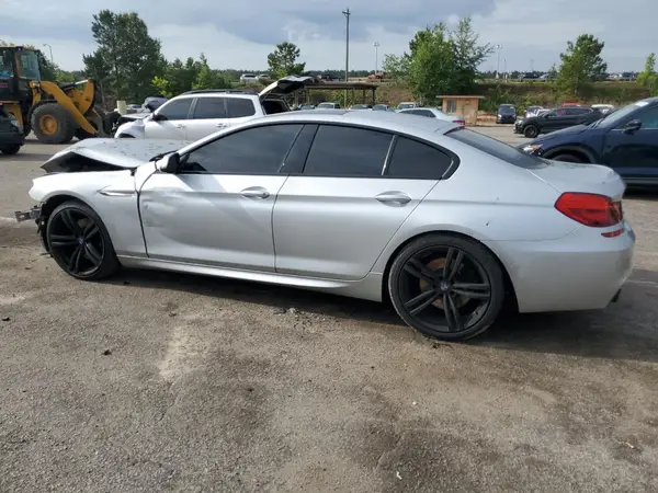 WBA6D2C5XKGT73572 2019 BMW 6ER - Image 2