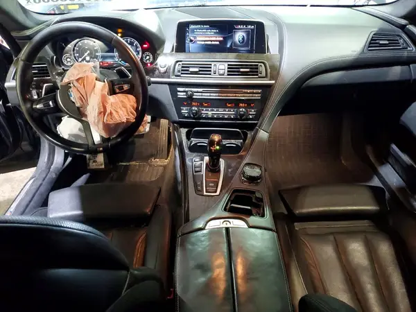 WBA6D4C50HD977668 2017 BMW 6ER - Image 8