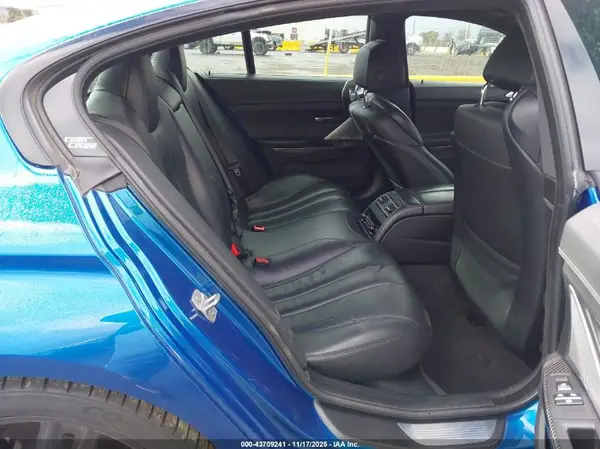 WBA6D4C52JD985972 2018 BMW 6ER - Image 8