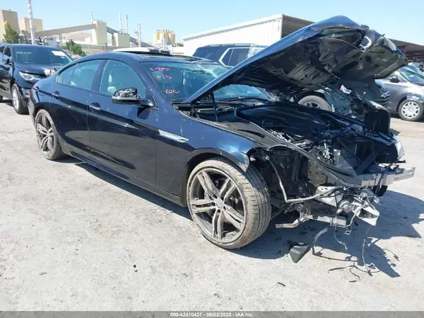 WBA6D4C53JD985981 2018 BMW 6ER - Image 1