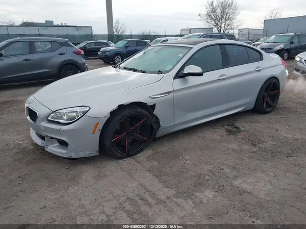 WBA6D4C55HD977665 2017 BMW 6ER - Image 2