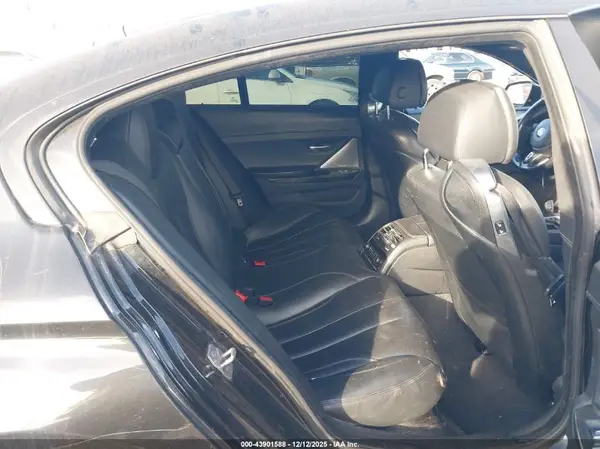 WBA6D4C58GD977108 2016 BMW 6ER - Image 8