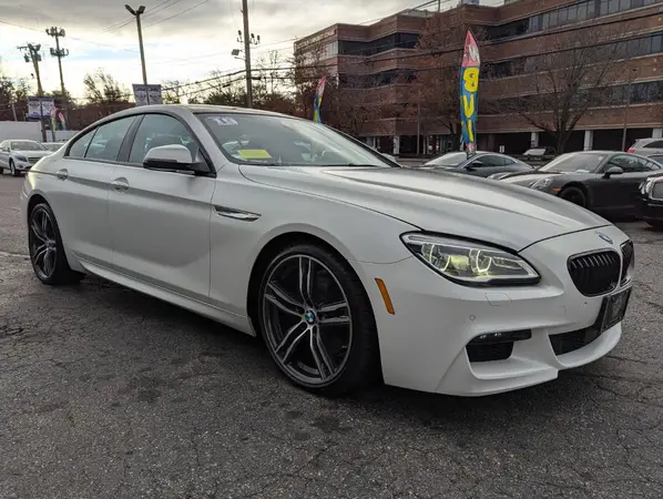 WBA6D6C56KG388951 2019 BMW 6ER - Image 1