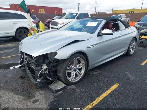 WBA6F1C55JGT83929 2018 BMW 6ER - Image 2