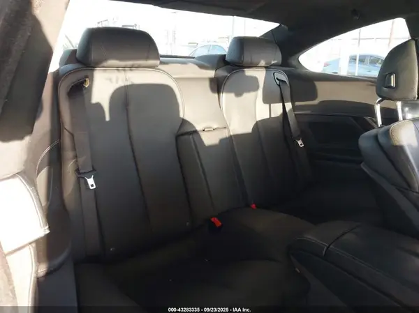 WBA6H1C37HD933149 2017 BMW 6ER - Image 8