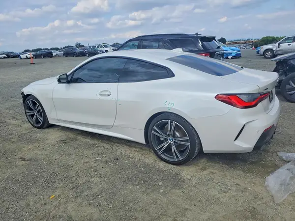 WBA73AP09MCF66907 2021 BMW 4ER - Image 2