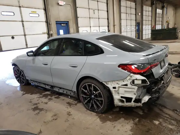 WBA73AV06RFR99302 2024 BMW 4ER - Image 2