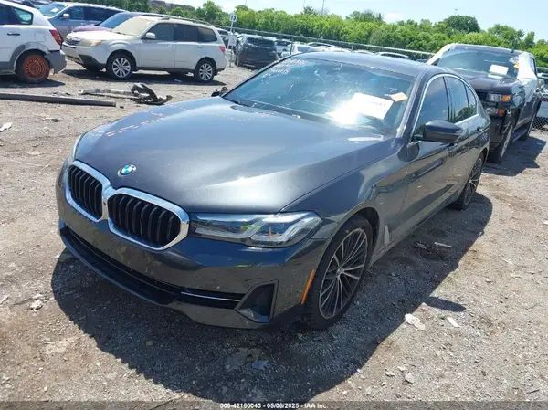 WBA73BJ02MWW93833 2021 BMW 5ER - Image 2