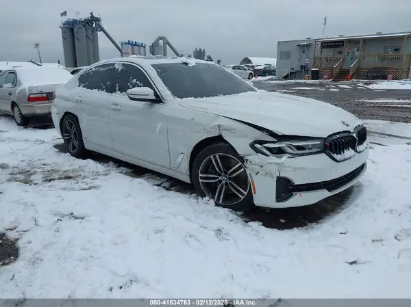 WBA73BJ06MWX35226 2021 BMW 5ER - Image 1