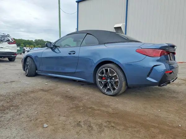 WBA73DB02TCW85354 2026 BMW M4 - Image 2