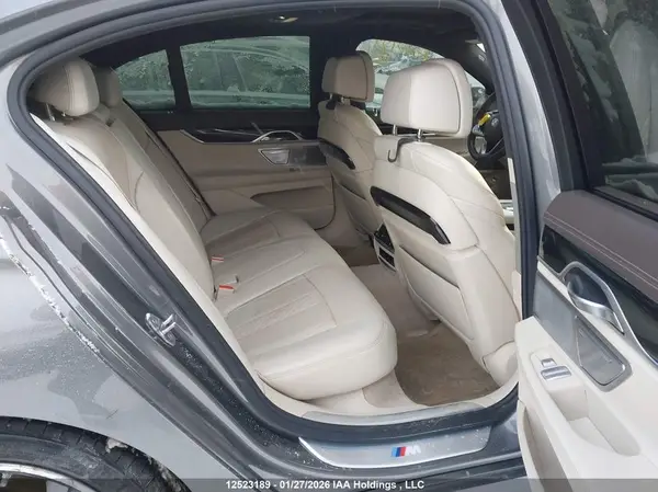 WBA7B0C51GGF92249 2016 BMW 7ER - Image 8
