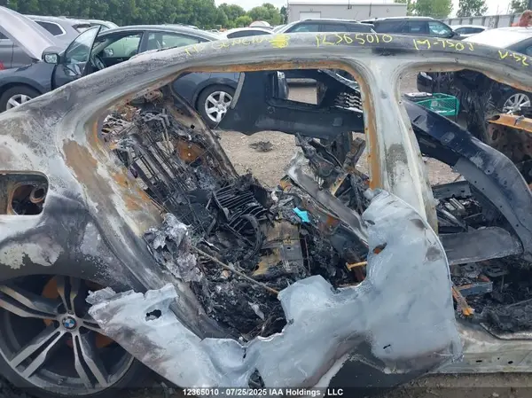 WBA7B0C56HG527038 2017 BMW 7ER - Image 8